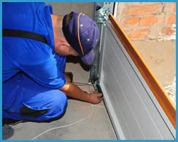 United Garage Door Gary, IN 219-215-3022 - sidebar-door-maintaince-15-05m